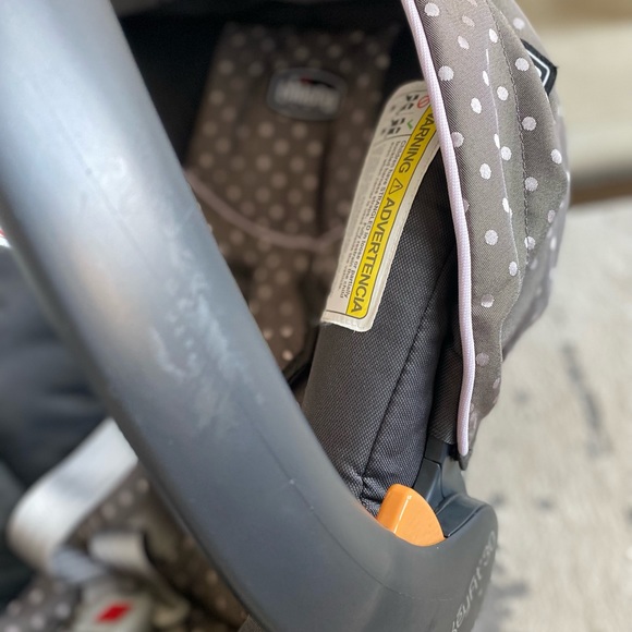 ❌SOLD❌Chicco keyfit 30 car seat - Picture 8 of 9